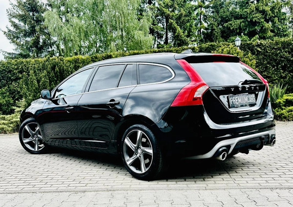 Volvo V60 cena 77900 przebieg: 202762, rok produkcji 2018 z Sztum małe 781